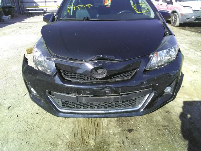 Photo 8 VIN: JTDKTUD3XCD500692 - TOYOTA YARIS 