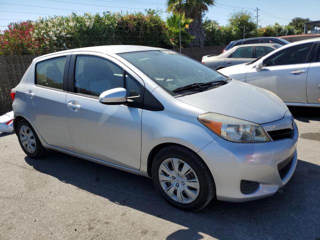 Photo 3 VIN: JTDKTUD3XCD518223 - TOYOTA YARIS 