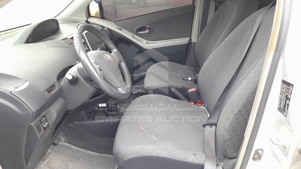 Photo 13 VIN: JTDKW9232B5174953 - TOYOTA YARIS 