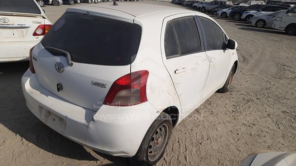 Photo 8 VIN: JTDKW923385081058 - TOYOTA YARIS 