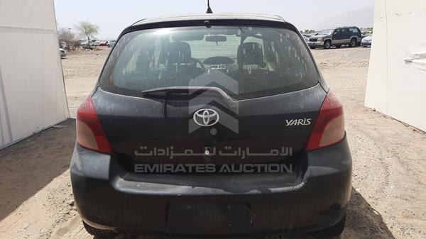 Photo 4 VIN: JTDKW923385097776 - TOYOTA YARIS 