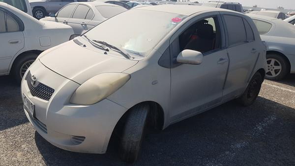 Photo 5 VIN: JTDKW923685075898 - TOYOTA YARIS 