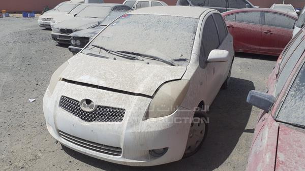 Photo 3 VIN: JTDKW923685113937 - TOYOTA YARIS 