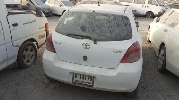 Photo 5 VIN: JTDKW923875039158 - TOYOTA YARIS 