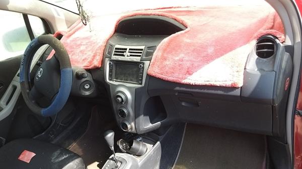 Photo 20 VIN: JTDKW923885075966 - TOYOTA YARIS 