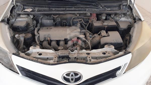 Photo 29 VIN: JTDKW9D30CD505369 - TOYOTA YARIS 