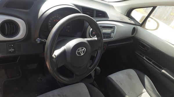 Photo 15 VIN: JTDKW9D30DD534632 - TOYOTA YARIS 