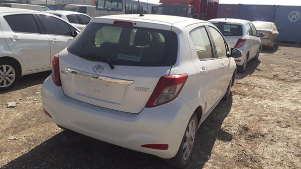 Photo 8 VIN: JTDKW9D30DD534632 - TOYOTA YARIS 