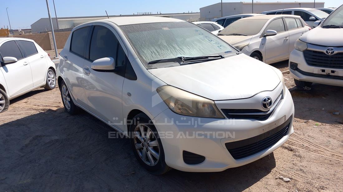 Photo 11 VIN: JTDKW9D30ED549780 - TOYOTA YARIS 