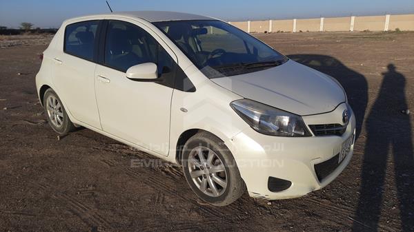 Photo 8 VIN: JTDKW9D31DD534364 - TOYOTA YARIS 