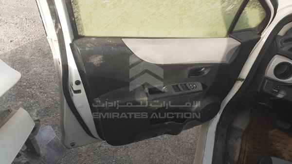 Photo 8 VIN: JTDKW9D33CD515992 - TOYOTA YARIS 