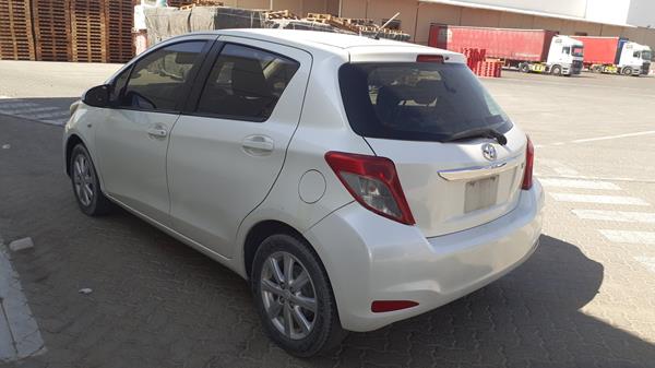 Photo 6 VIN: JTDKW9D35DD537672 - TOYOTA YARIS 