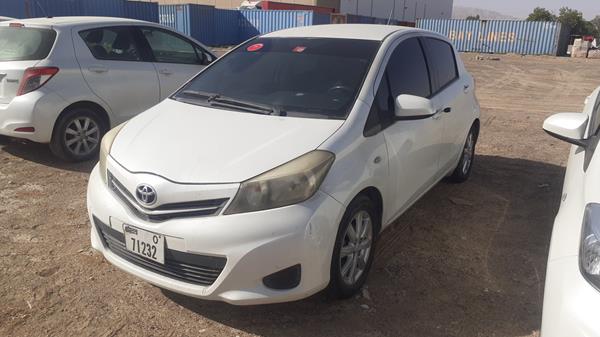 Photo 5 VIN: JTDKW9D35DD541107 - TOYOTA YARIS 