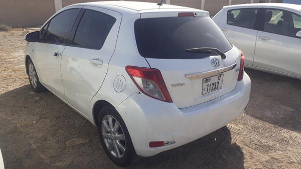 Photo 6 VIN: JTDKW9D35DD541107 - TOYOTA YARIS 