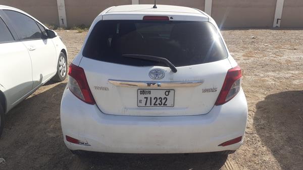 Photo 7 VIN: JTDKW9D35DD541107 - TOYOTA YARIS 