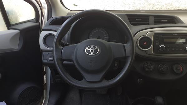 Photo 11 VIN: JTDKW9D36DD524140 - TOYOTA YARIS 