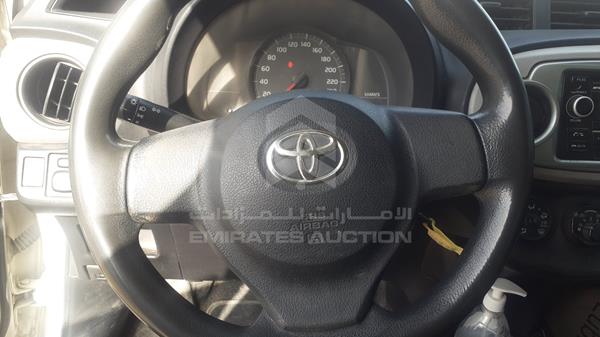 Photo 13 VIN: JTDKW9D36DD539785 - TOYOTA YARIS 