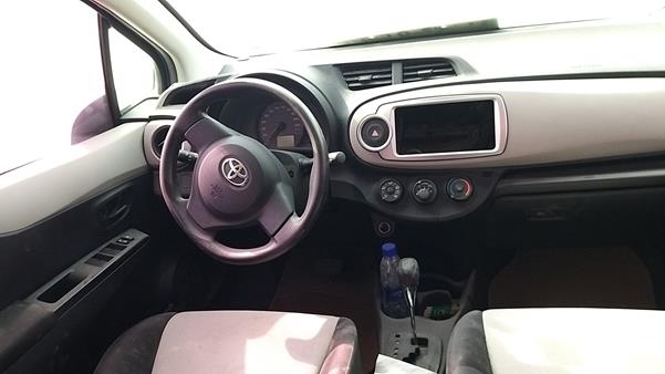 Photo 3 VIN: JTDKW9D37DD533834 - TOYOTA YARIS 