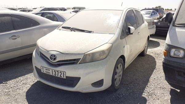 Photo 3 VIN: JTDKW9D38DD527573 - TOYOTA YARIS 