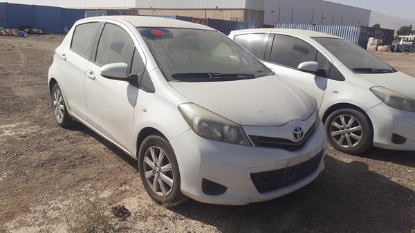 Photo 7 VIN: JTDKW9D38DD536435 - TOYOTA YARIS 