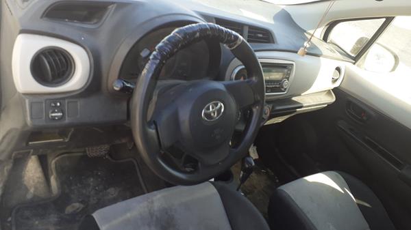 Photo 11 VIN: JTDKW9D3XDD534816 - TOYOTA YARIS 