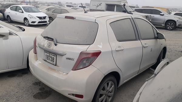 Photo 6 VIN: JTDKW9D3XDD537327 - TOYOTA YARIS 