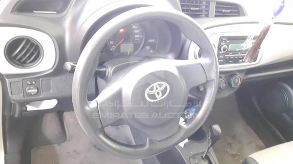 Photo 14 VIN: JTDKW9D3XED545851 - TOYOTA YARIS 