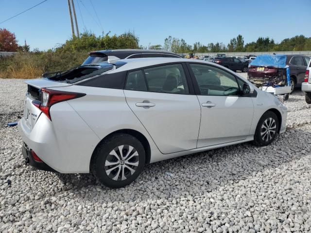 Photo 2 VIN: JTDL9MFU0N3037060 - TOYOTA PRIUS LE 