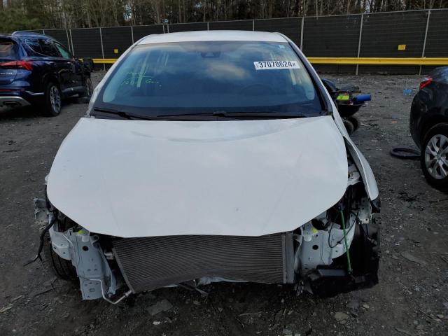 Photo 4 VIN: JTDL9MFU1N3034829 - TOYOTA PRIUS LE 