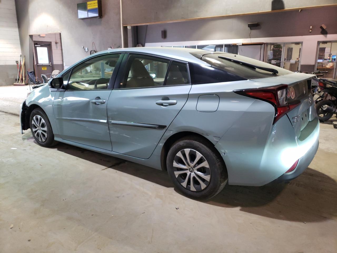 Photo 1 VIN: JTDL9MFU6N3038780 - TOYOTA PRIUS 