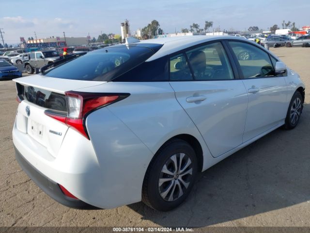 Photo 3 VIN: JTDL9MFU7M3027415 - TOYOTA PRIUS 