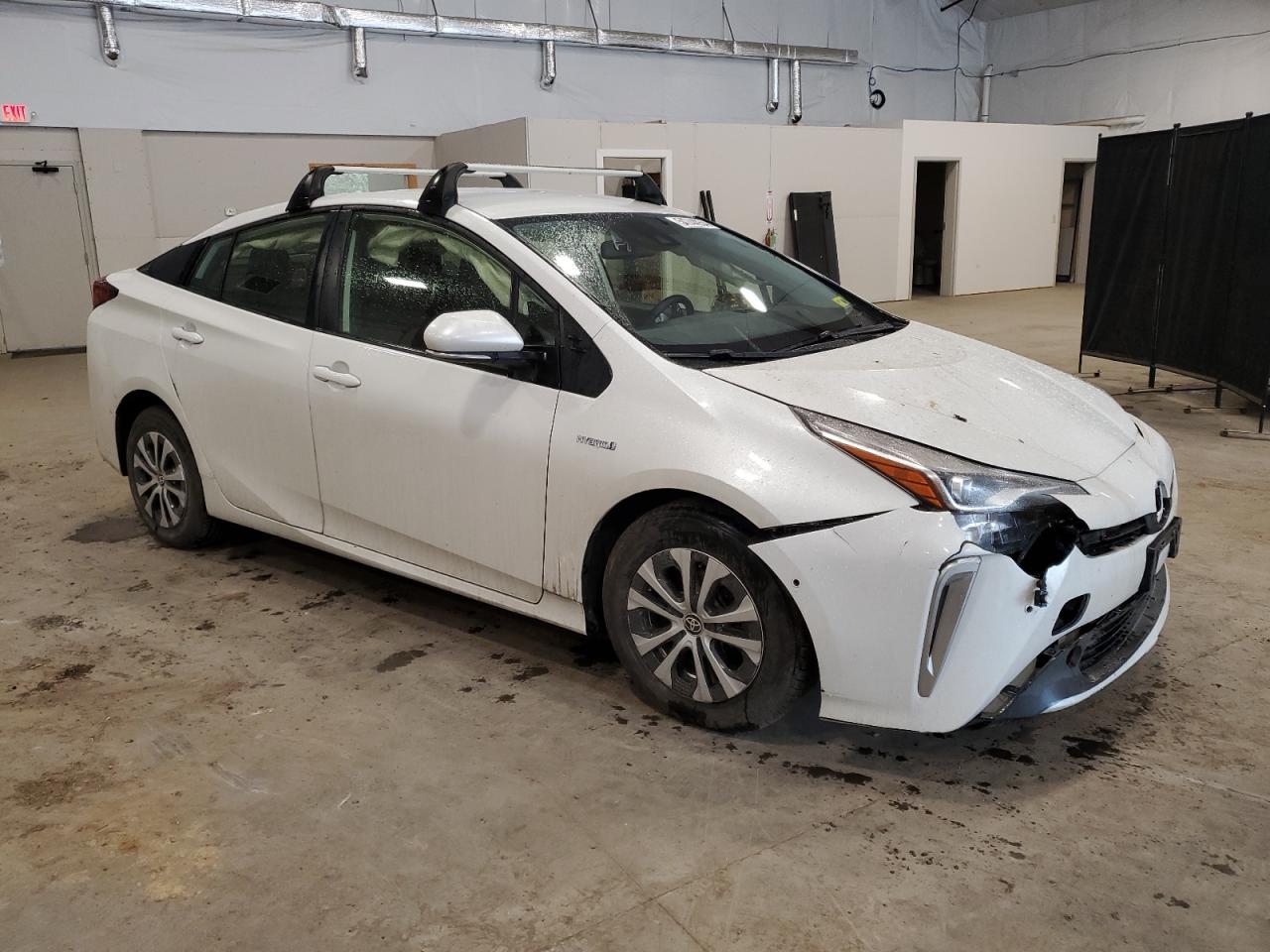 Photo 3 VIN: JTDL9MFUXN3040872 - TOYOTA PRIUS 