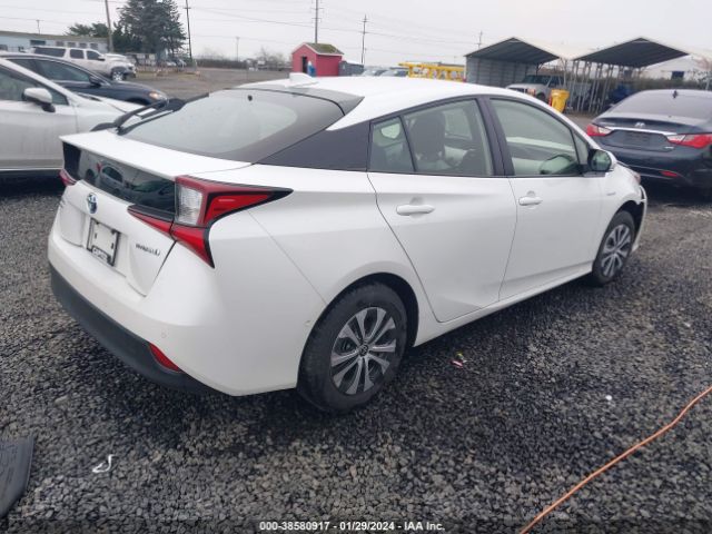 Photo 3 VIN: JTDL9RFU2L3020237 - TOYOTA PRIUS 