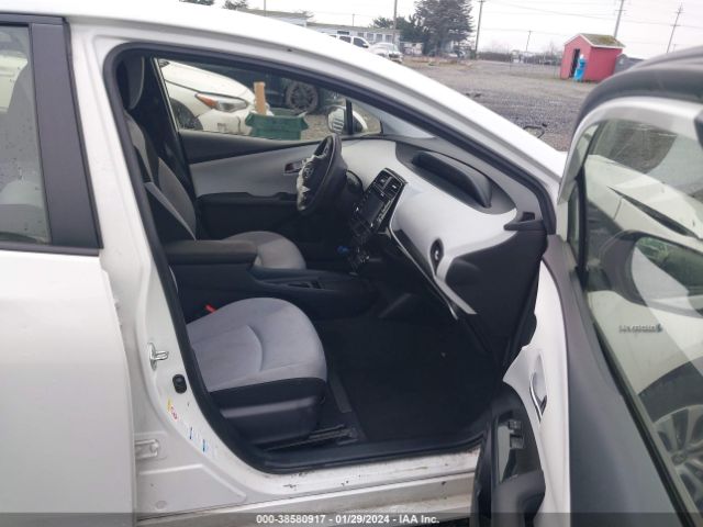 Photo 4 VIN: JTDL9RFU2L3020237 - TOYOTA PRIUS 