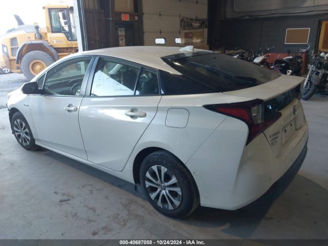 Photo 2 VIN: JTDL9RFU6K3011684 - TOYOTA PRIUS 