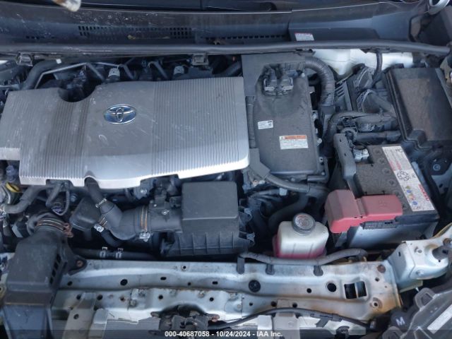 Photo 9 VIN: JTDL9RFU6K3011684 - TOYOTA PRIUS 