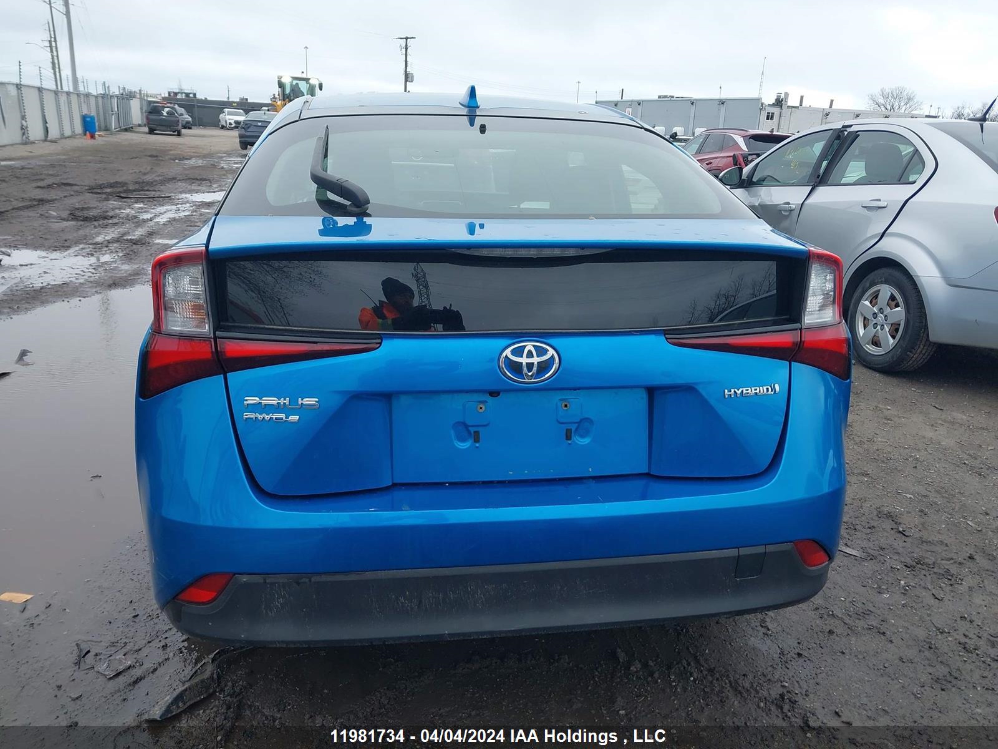 Photo 16 VIN: JTDL9RFU9K3007757 - TOYOTA PRIUS 