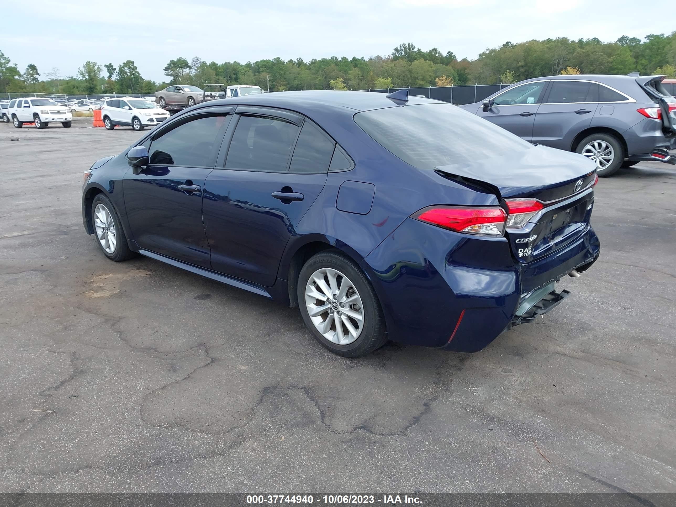 Photo 2 VIN: JTDVPMAE1MJ161878 - TOYOTA COROLLA 