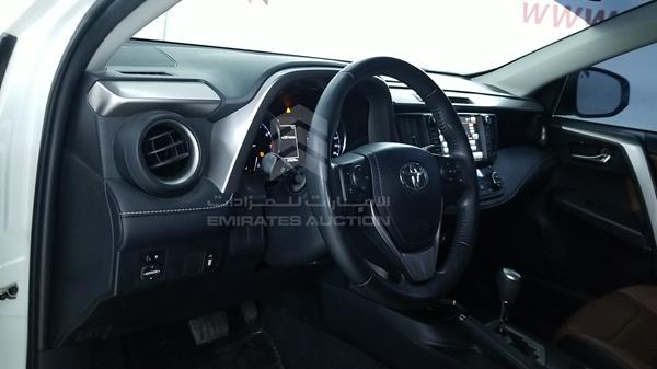 Photo 11 VIN: JTDWF9EV0JJ184059 - TOYOTA RAV 4 