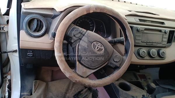 Photo 12 VIN: JTDZF9EV2FD080627 - TOYOTA RAV 4 