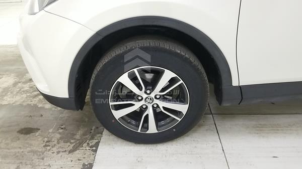 Photo 32 VIN: JTDZF9EV4JJ213463 - TOYOTA RAV 4 