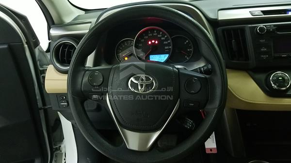 Photo 13 VIN: JTDZF9EV6JJ213433 - TOYOTA RAV 4 