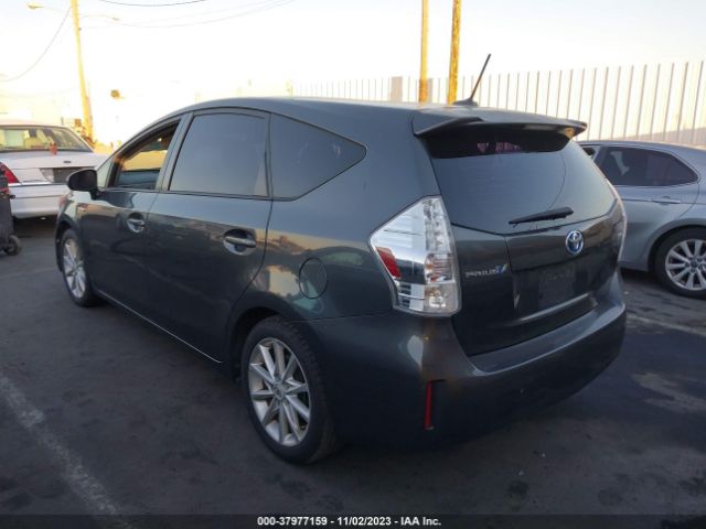 Photo 2 VIN: JTDZN3EU0C3026011 - TOYOTA PRIUS V 