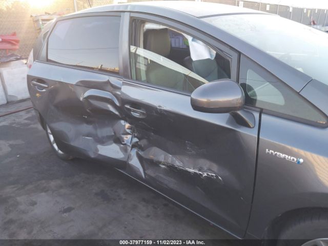 Photo 5 VIN: JTDZN3EU0C3026011 - TOYOTA PRIUS V 