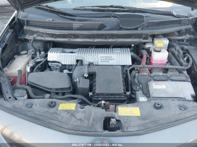 Photo 9 VIN: JTDZN3EU0C3026011 - TOYOTA PRIUS V 