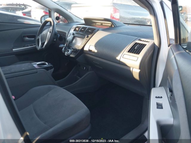 Photo 4 VIN: JTDZN3EU0C3048946 - TOYOTA PRIUS V 