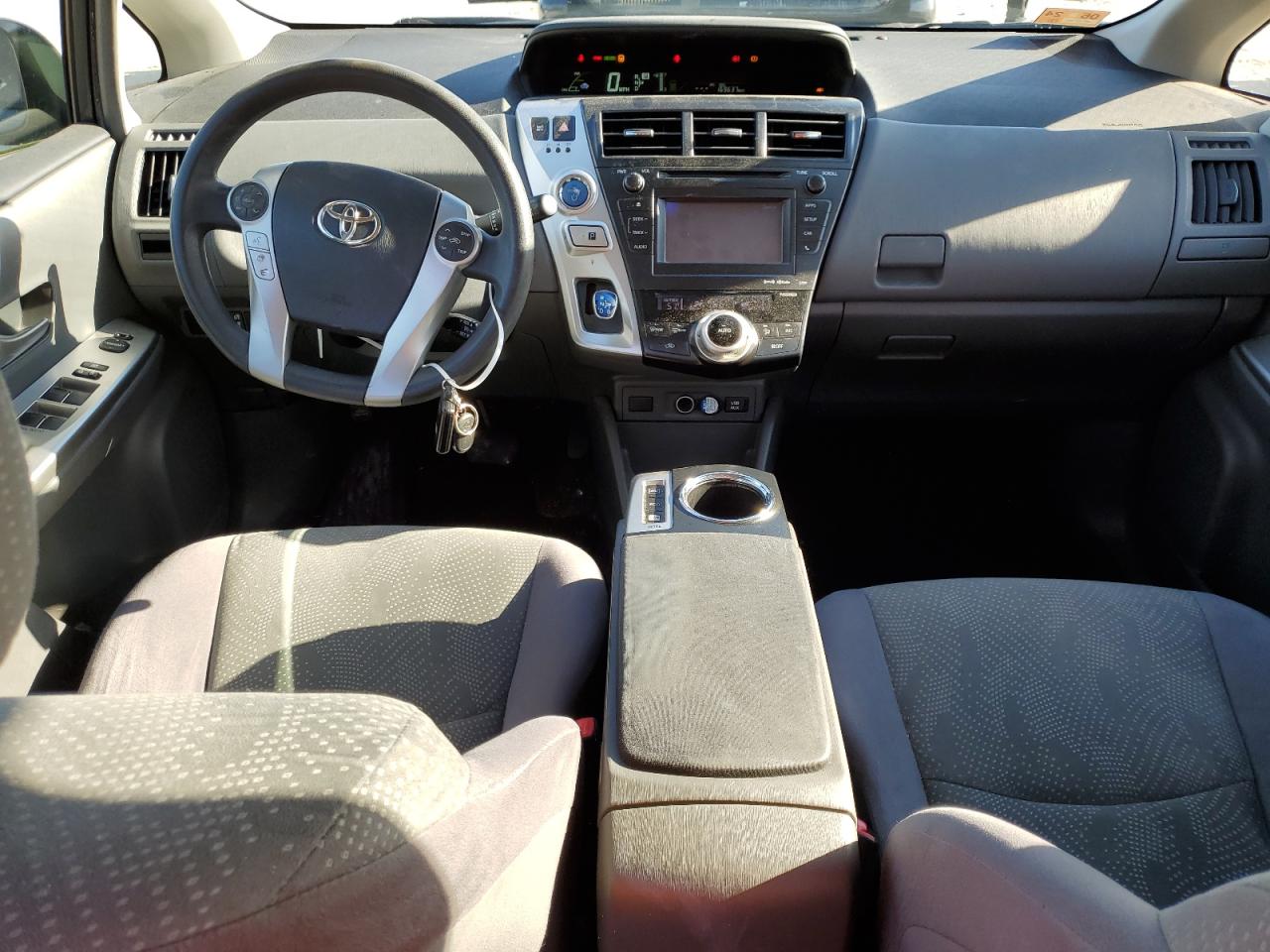 Photo 7 VIN: JTDZN3EU0C3104612 - TOYOTA PRIUS 