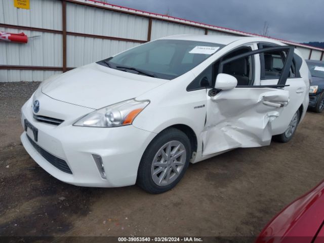 Photo 1 VIN: JTDZN3EU0C3132488 - TOYOTA PRIUS V 