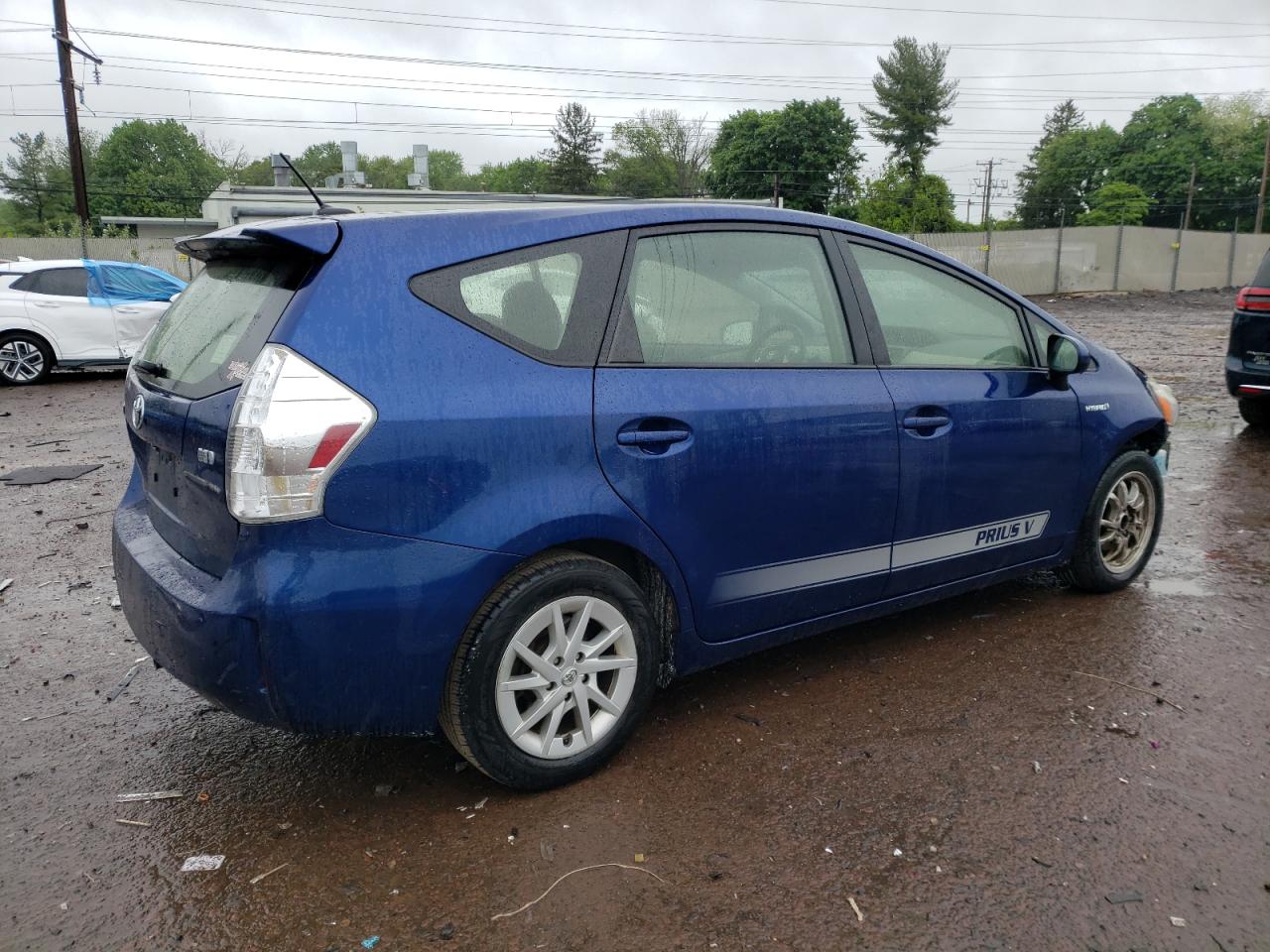 Photo 2 VIN: JTDZN3EU0C3141658 - TOYOTA PRIUS 