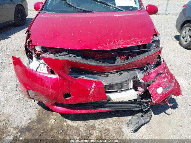 Photo 5 VIN: JTDZN3EU0C3146469 - TOYOTA PRIUS V 